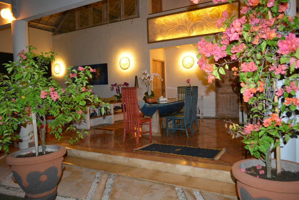 Villa Raquel Seminyak Pokój zdjęcie